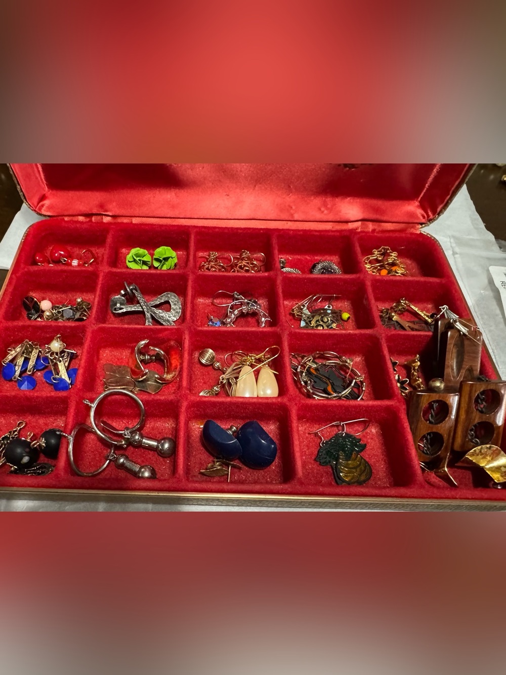 Over 25 pairs of earrings Estate Costume Jewelry.